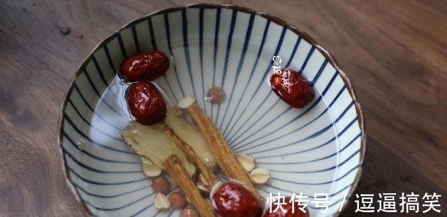 一日三餐|适合入秋喝的益气汤，女人可别亏待自己，气血循环不做黄脸婆