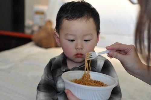 山楂和鸡内金只是消食“青铜”,王者是它,坚持吃娃不积食胃口好