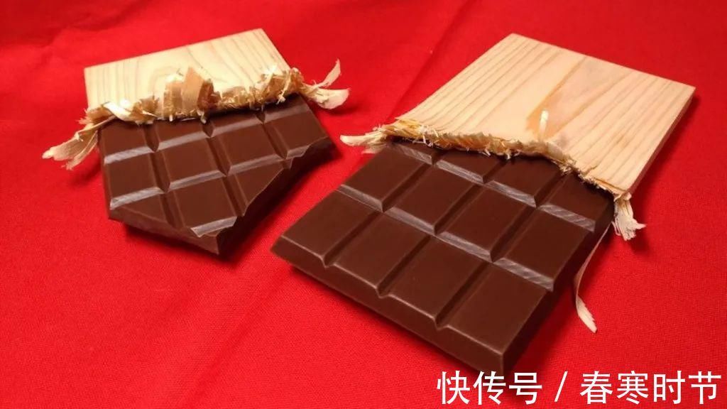 美食!他用木头雕刻超逼真美食,虽不能吃,可比真的食物值钱多了