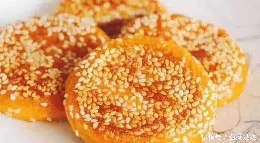 一整个南瓜一次吃不完,又怕坏,撒点“它”,能保存一个月不变质