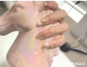 超温柔的日式美甲来了,每一款都无敌显白,还不赶快安排