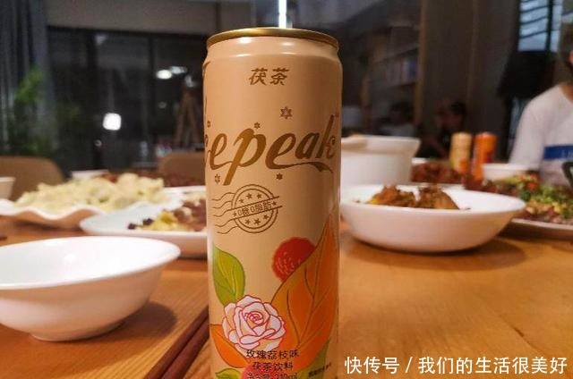 初涉茶饮料圈的小白们，该如何选择一款入圈茶饮