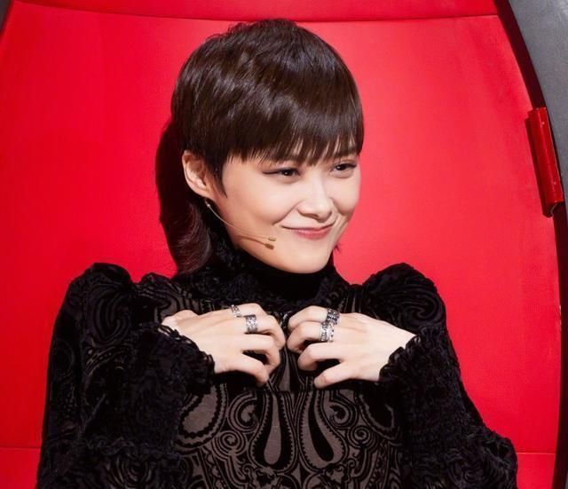 歌手不做了,《好声音》也无下一季,李宇春华晨宇毁了华语乐坛