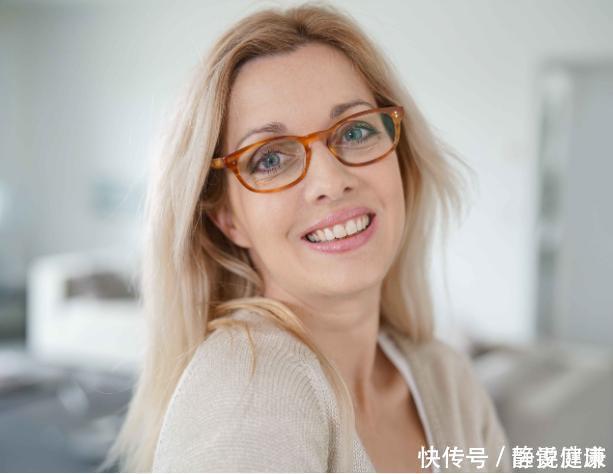 女性过了45岁,身体“2小1紧1多”,说明保养得还不错,值得恭喜