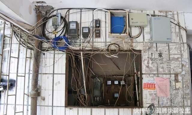 厕所|旧改登场后,未来10年,“电梯房”和“楼梯房”哪个更值钱?