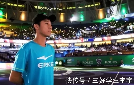 野性|大卖2亿后有人开始退货了？鸿星尔克被逼出圈后，问题也随之而来