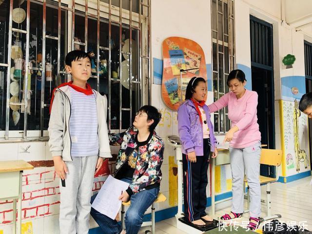 儿童|“儿童身高标准”出炉，幼儿园前低于1米的，别错过二次猛涨期