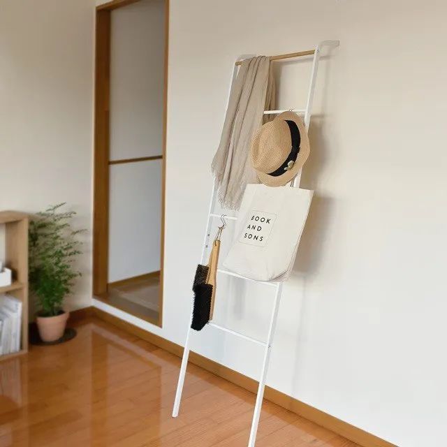 衣架|睡觉前、进门后脱下来的衣服放哪好别傻傻放沙发上了……