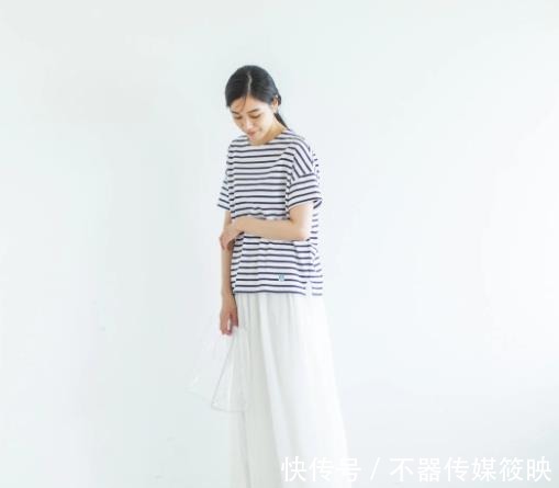 日杂|日杂热门的夏季穿搭：高级搭配是“极简”，优雅色彩选“淡色”