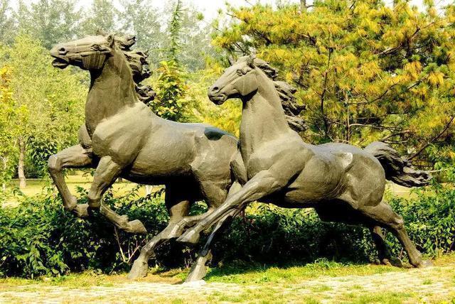 搞笑|奇丑无比、这些雕塑都是来搞笑的吗怎么一个个都这么搞笑