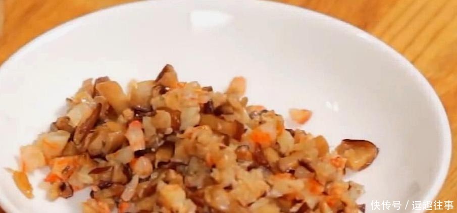 少许|它是煎饼又是‘‘止咳剂’’, 每天吃一点, 远离咳嗽多痰。