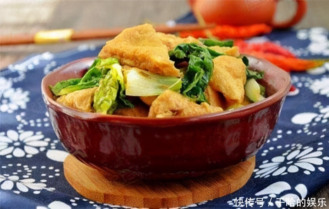 冬天了,女性不妨多吃三种美食,排毒清脂,不想肚子鼓鼓可试试