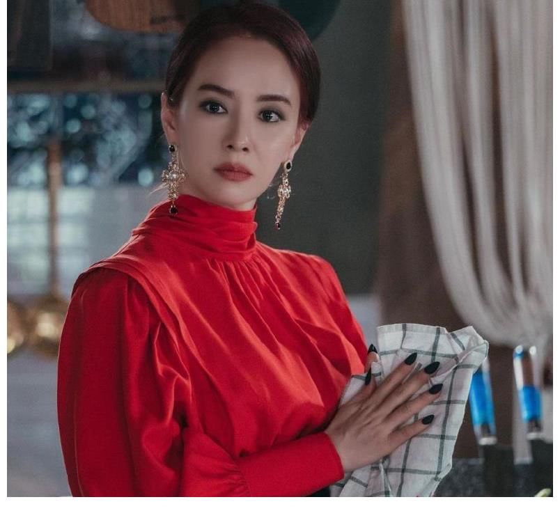 請來魔女餐廳吧|宋智孝變身美魔女，上演華麗時裝秀，引韓粉狂吹彩虹屁