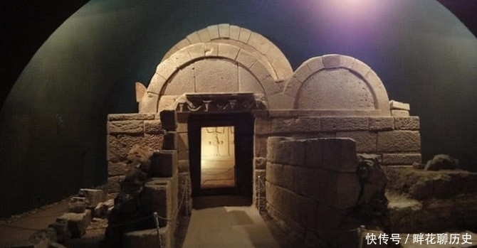 被盗数十次的古墓，仍发掘出两件国宝，专家称其价值远胜其他文物