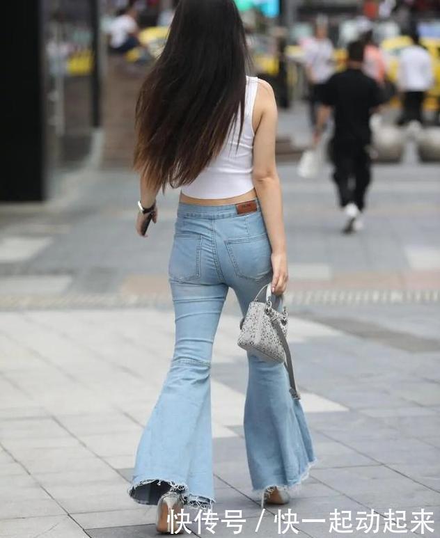 喇叭裤|身为「腿粗」的救星,喇叭裤不能忽略,让你更接近「筷子腿」