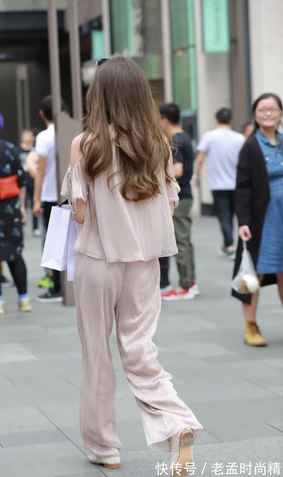 身材|看似慵懒睡衣风, 一股高级风扑面而来任何身材都可驾驭