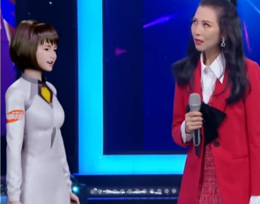 《你好星期六》宁用虚拟人物也不用谢娜,何炅这一哭是为谁?