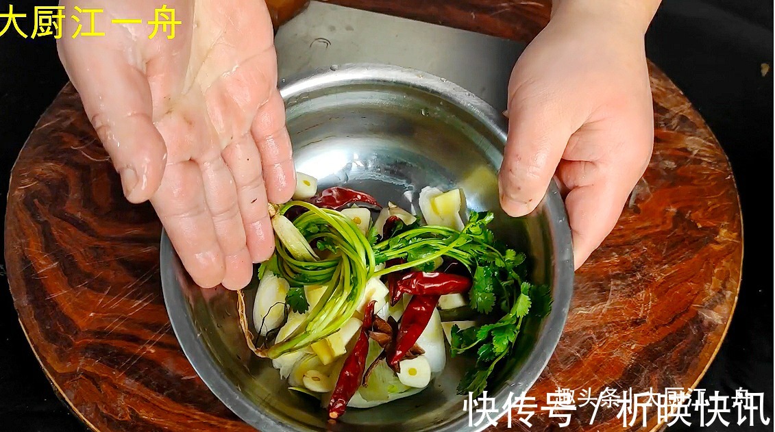 红烧肉|年夜饭必备的6道硬菜要收藏，开胃解馋，年味十足，学会露一手吧
