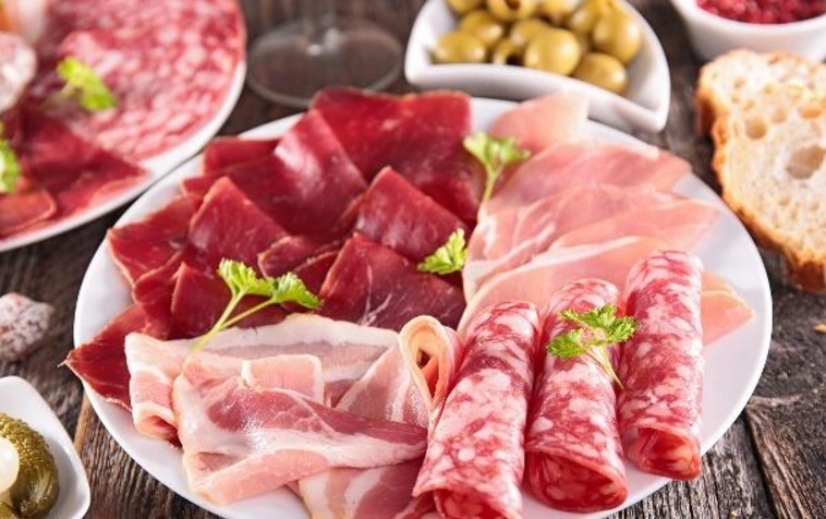 突发性|脑供血不足,脸上一般会有3种表现,若你1个不占,血管还算健康