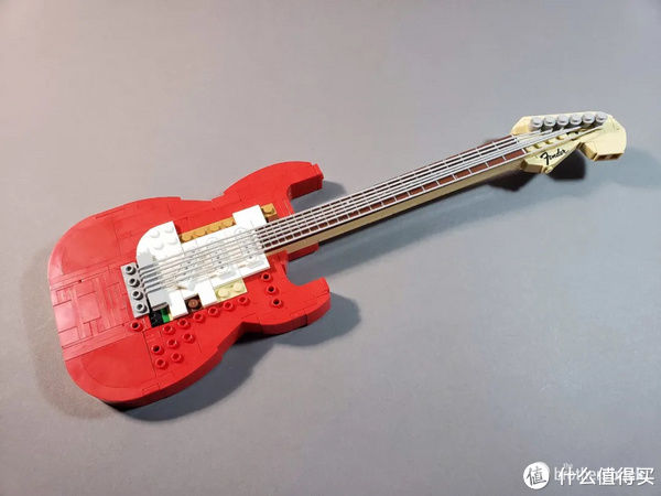 开箱|乐高Ideas套装21329 Fender Stratocaster开箱评测