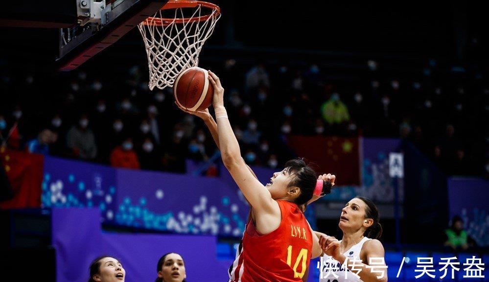 中国队|中国女篮未来可期!全新三巨头崭露头角,95后球员迎来生涯黄金期