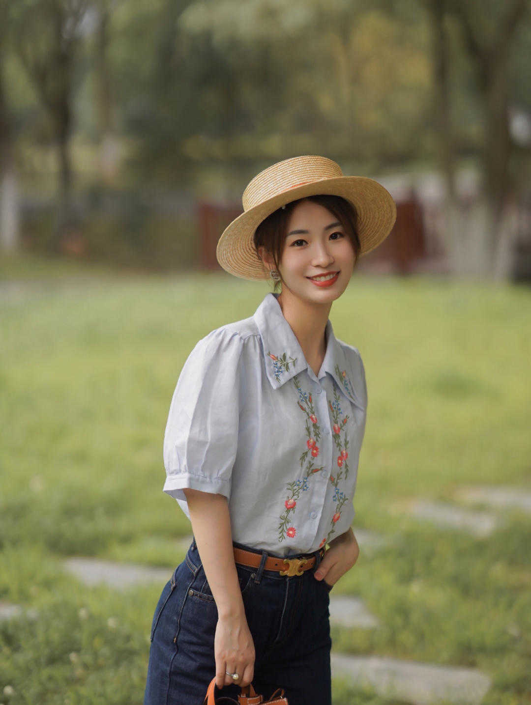 单品|夏季,衬衫是最佳的搭配单品,这样穿让你秒变成气质女神,超洋气