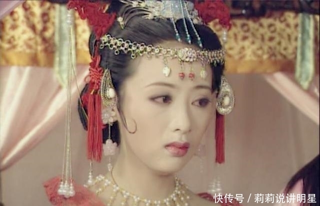 《上错花轿嫁对郎》里的三大美女,瞬间秒杀当今小花