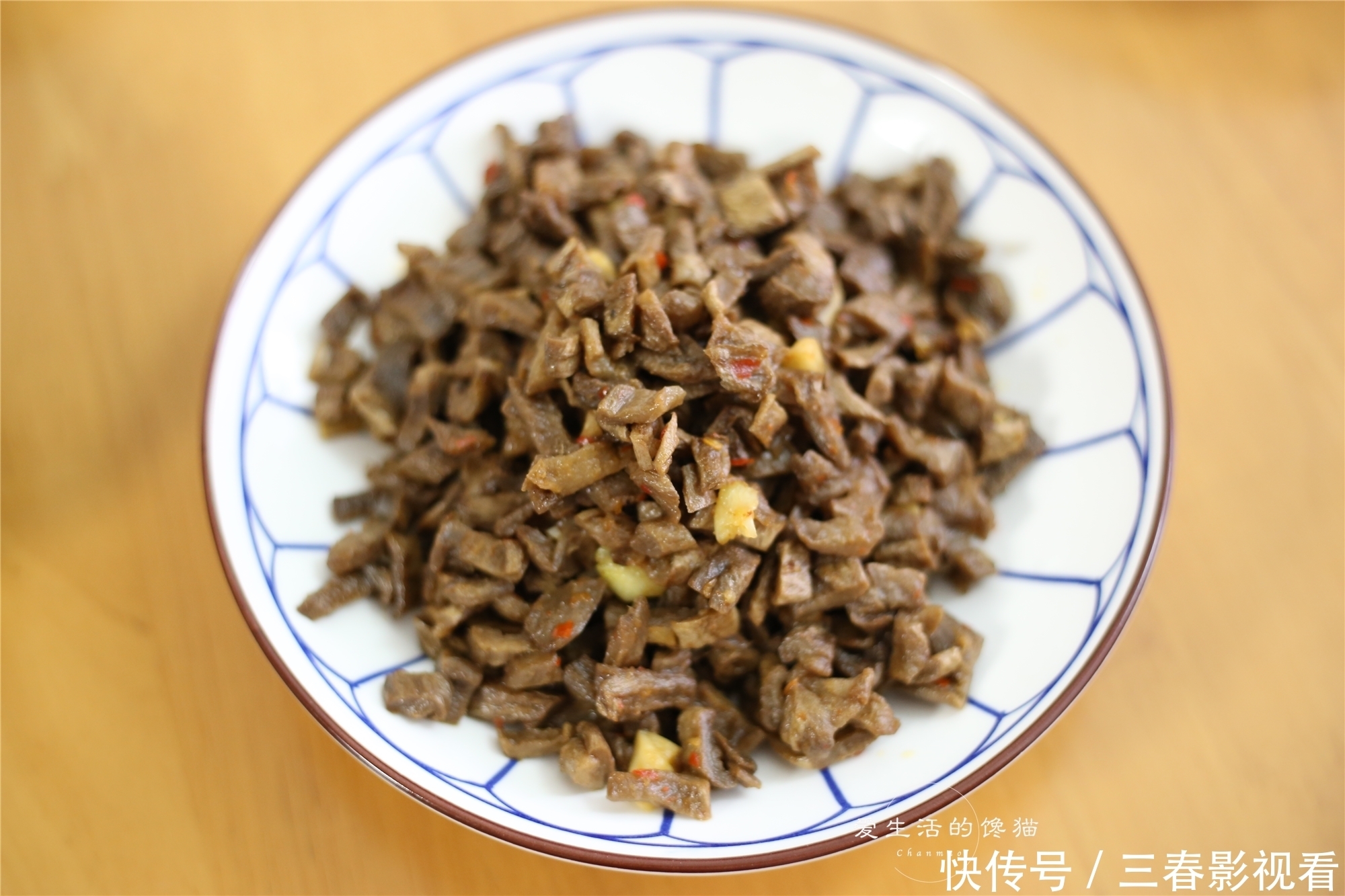  孩子|一家3口的午餐，4道家常小菜，实惠又美味，孩子连吃3碗吃到撑