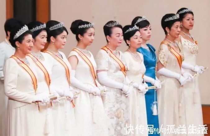 珍珠 最寒酸的皇室,珠宝都是复制黏贴,公主出嫁时还需归还给皇室
