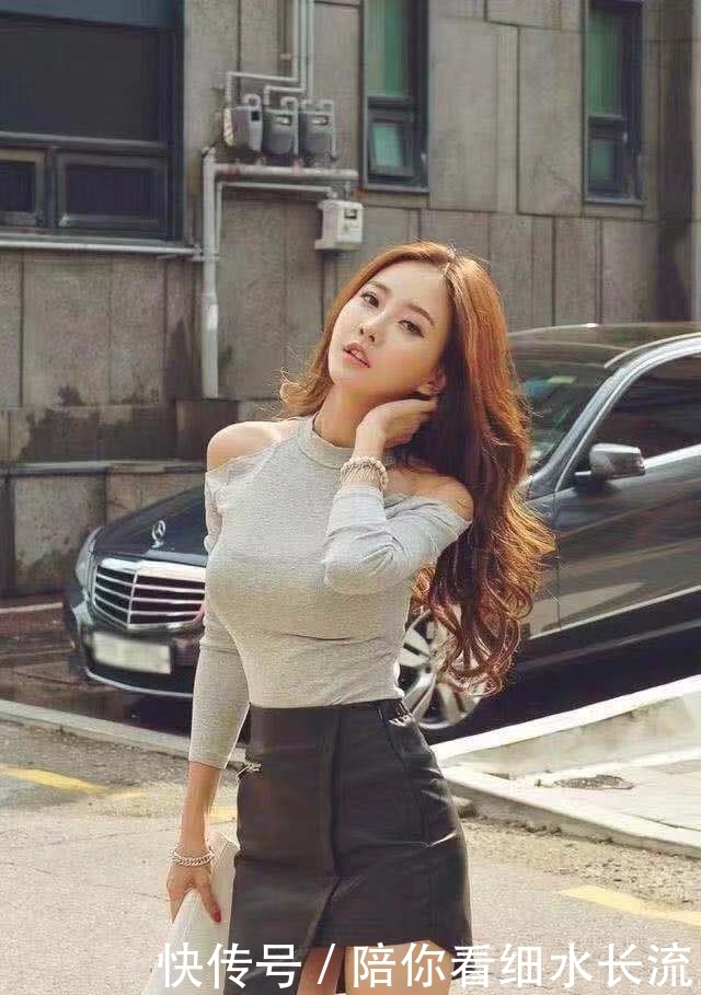 端庄|街拍:千娇百媚端庄的妹子,搭配有致俏皮活泼看着单纯!