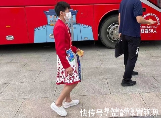 全红婵|再拿300万奖励?全红婵的重奖将浮出水面,豪车豪宅令人挺羡慕