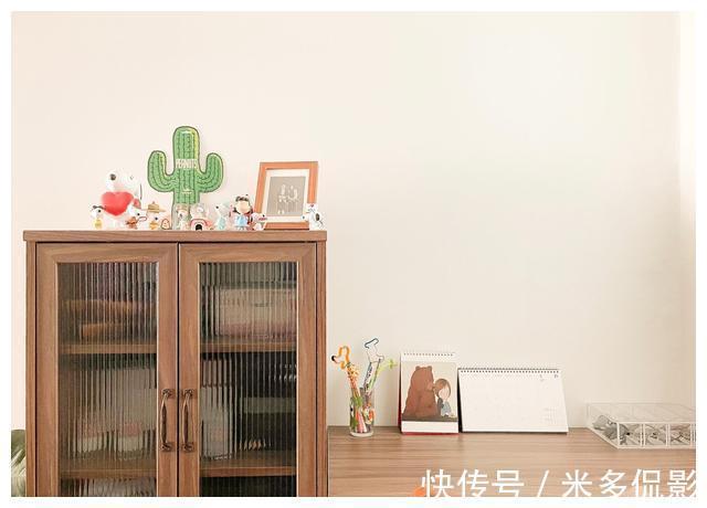 三口之家|120㎡复古风，胡桃木+白的配色干净又养眼，三口之家的简单生活！