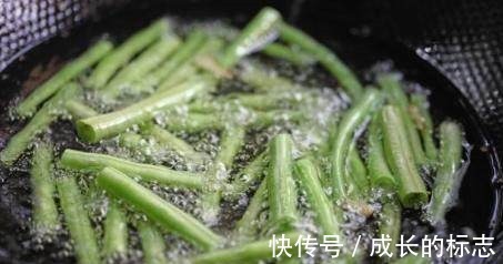豆角怎么炒总是炒不熟,饭店大厨终于说出了真相!