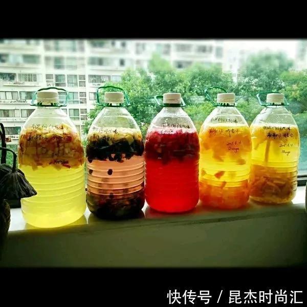 根系|养花盆土硬邦邦,自制一碗水,土壤松软似面包,肥力足