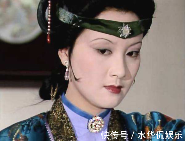 贾敏&黛玉第一次进府,王熙凤为何姗姗来迟,真的是“无礼”吗