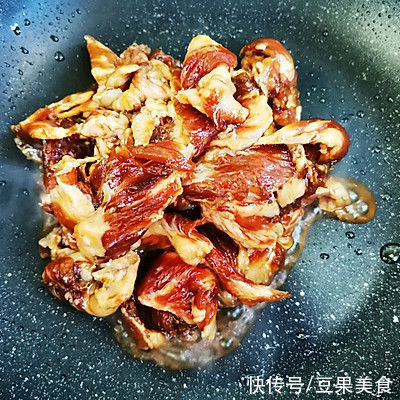 黑胡椒|照烧牛肉这么做，吃前一定备足饭