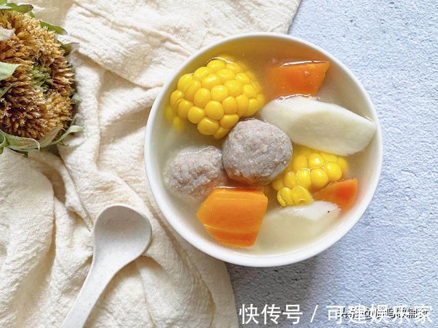 丸子|秋季润燥，这汤能帮忙！鲜香暖胃又护眼，娃咕噜咕噜喝掉一大碗