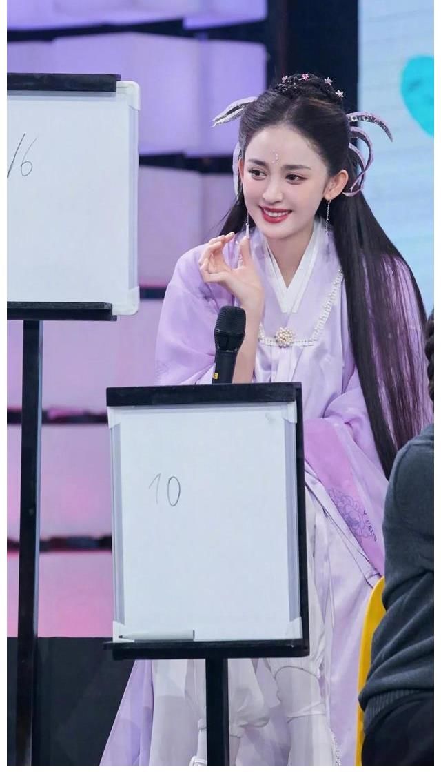 沙溢|明星花式過七夕，沙溢一家接地氣，娜扎《快本》營業(yè)