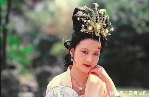 王熙凤|贾代善狂收六房小妾,年轻时候的贾母是如何对待她们的?