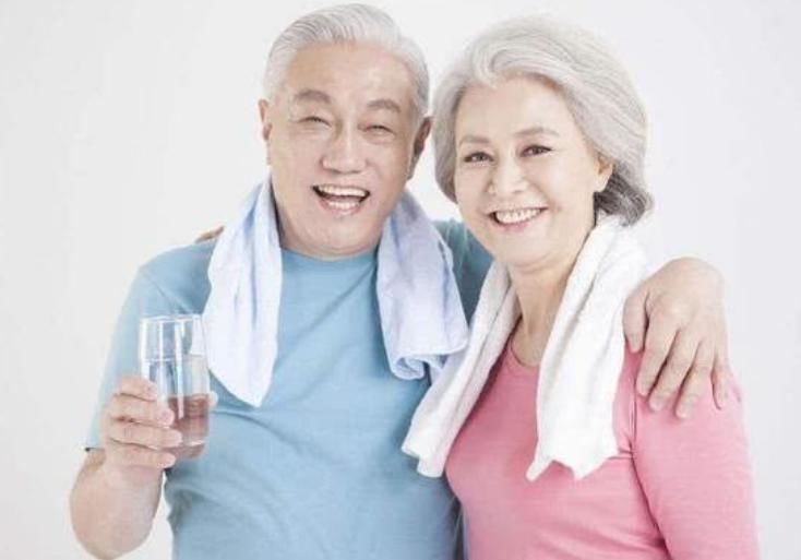 中年|寿命是“养”出来的,晨起要坚持的5个好习惯,你要是全占,偷着乐吧