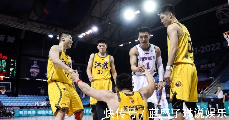赵率舟|CCTV5直播!江苏男篮VS宁波富邦菜鸡互啄,李楠全华班阻击双外援!