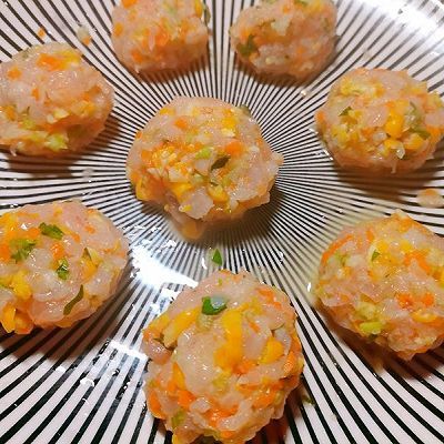 虾仁饼|虾仁饼外酥里嫩