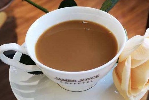 吃自助餐时,聪明人只拿“这3种”饮料,老板看见直呼内行会喝