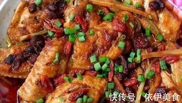 两荤两素的家常菜做法,一学就会的,食材还很简单,快学习吧