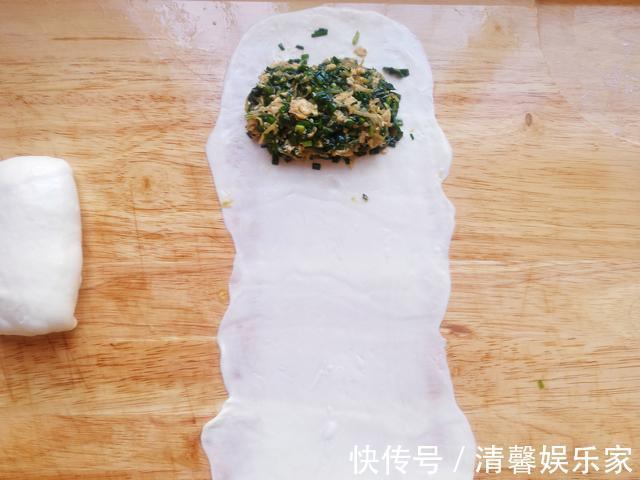 馅饼学会此做法,皮薄不露馅,香脆又可口,做法不难,快来试试