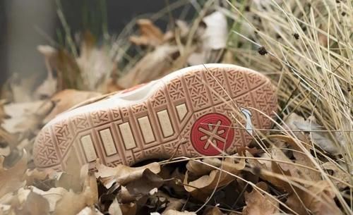 球鞋 绝对耐磨,最适合水泥地的实战篮球鞋推荐!