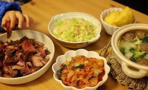 职场妈妈做晚餐,30分钟3菜1汤全搞定,效率高家人吃得开心