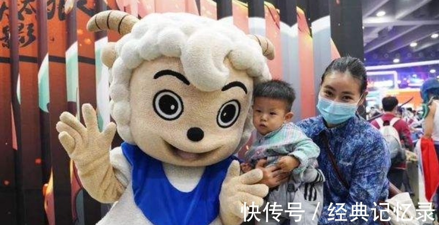 票房|《喜羊羊》PK《熊出没》!票房虽然惨败,但“吹爆”就完事了