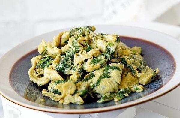 这菜拿来炒鸡蛋,比韭菜还香,平时总嫌弃,都是扔掉处理,可惜了