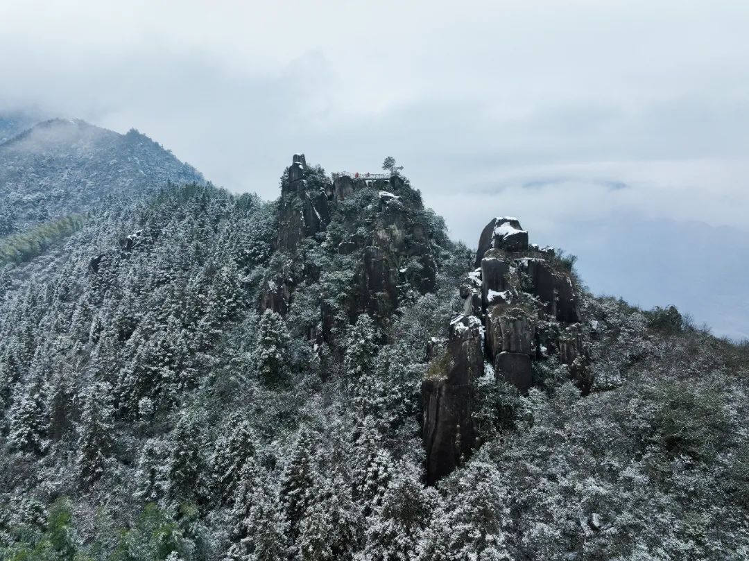 奇山秘境|奇山秘境佛儿岩 冰雪覆盖若仙境